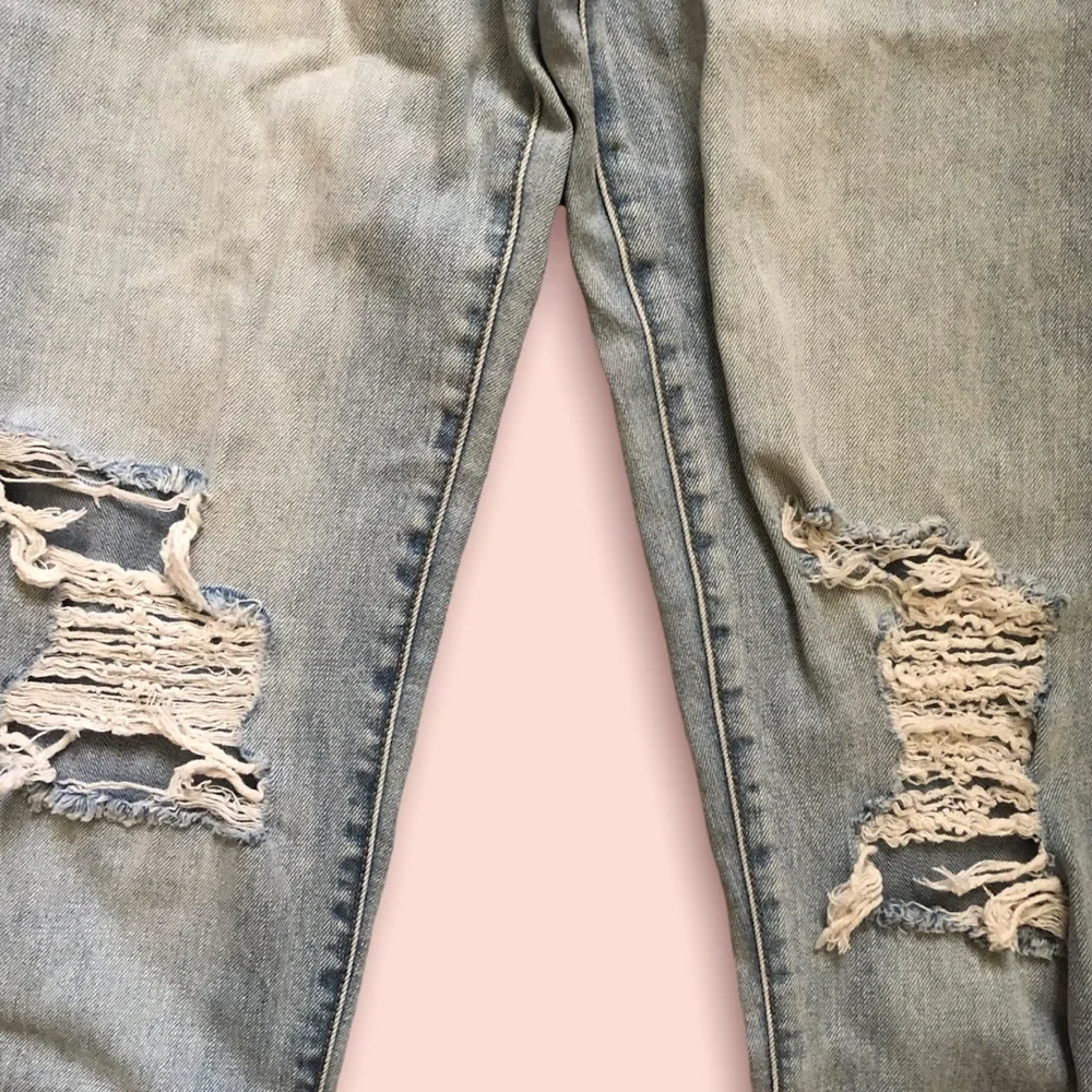 Distressed High Waisted Mom Jeans - Picture 2 of 3